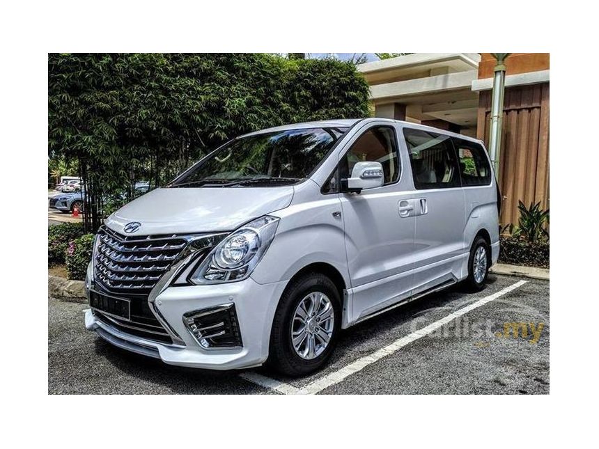 Hyundai grand starex 2016