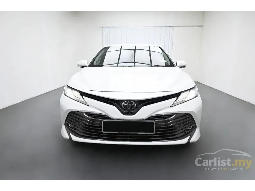 2019 Toyota Camry V Sedan