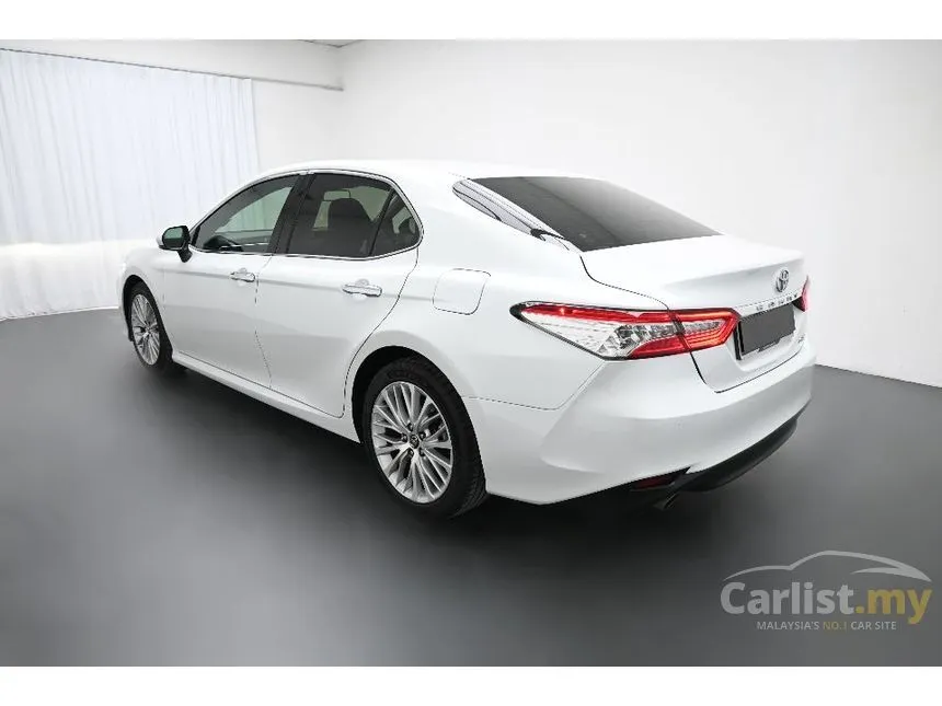2019 Toyota Camry V Sedan