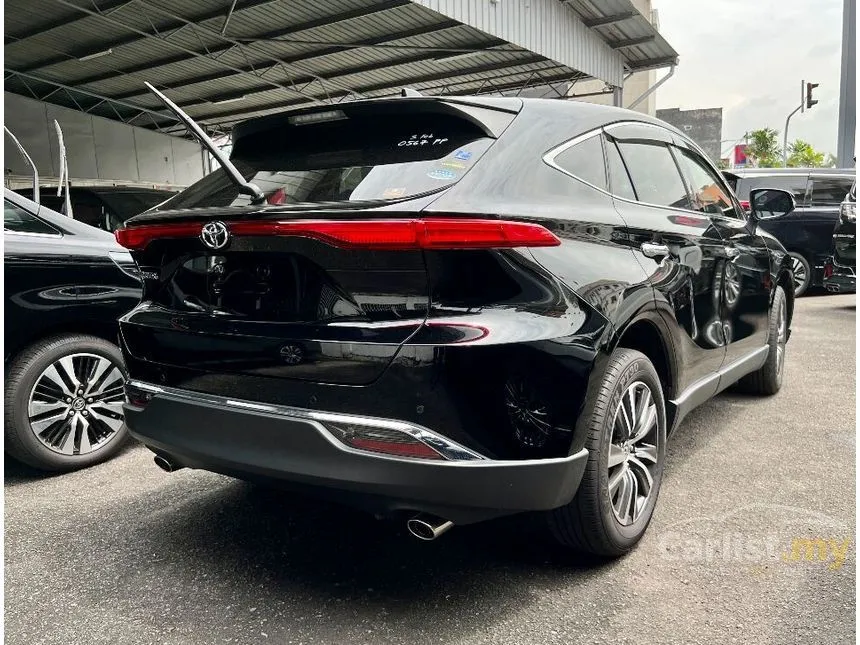 2022 Toyota Harrier Luxury SUV