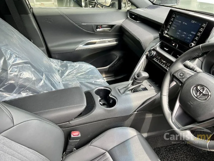 2022 Toyota Harrier Luxury SUV