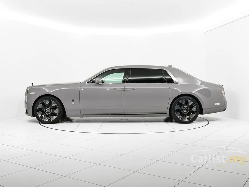 2024 Rolls-Royce Phantom Series II Sedan