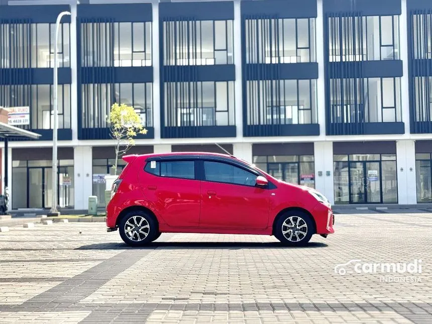 2022 Daihatsu Ayla R Hatchback