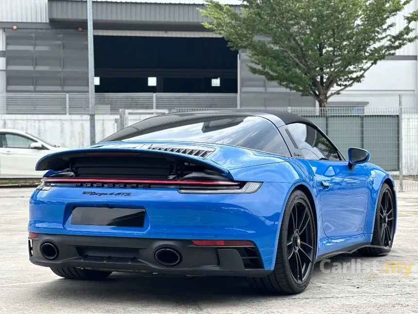 2023 Porsche 911 Targa 4 GTS Convertible