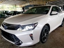 2015 Toyota Camry 2.5 Hybrid Sedan