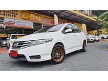 2013 Honda City 1.5 (ปี 08-14) S CNG Sedan