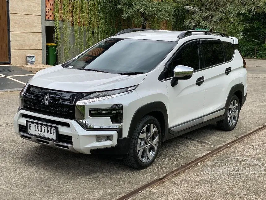 2023 Mitsubishi Xpander Cross Premium MPV