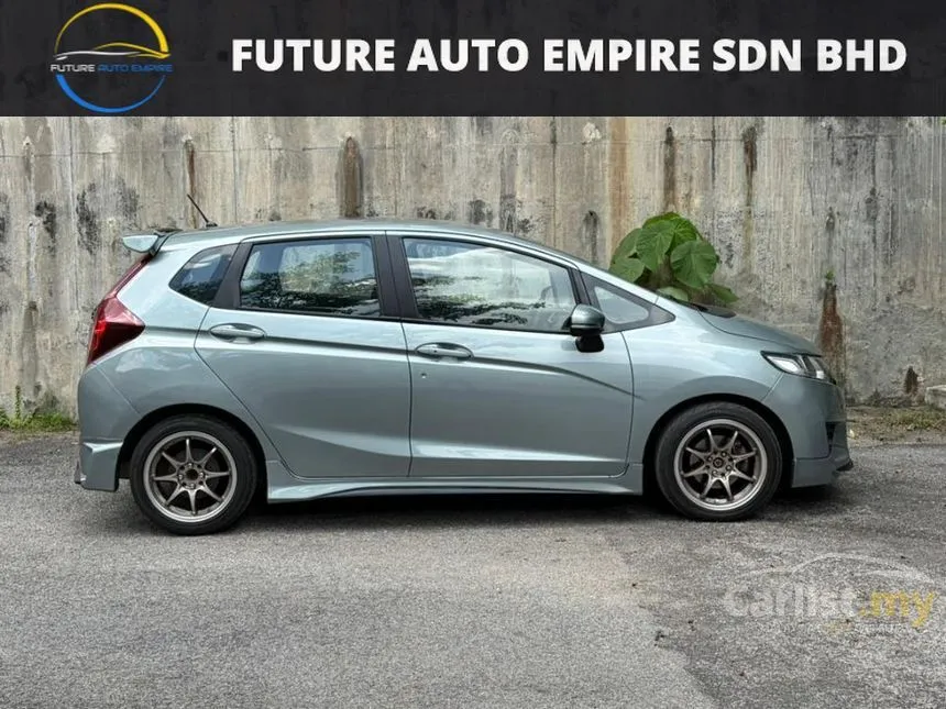 2017 Honda Jazz V Hatchback