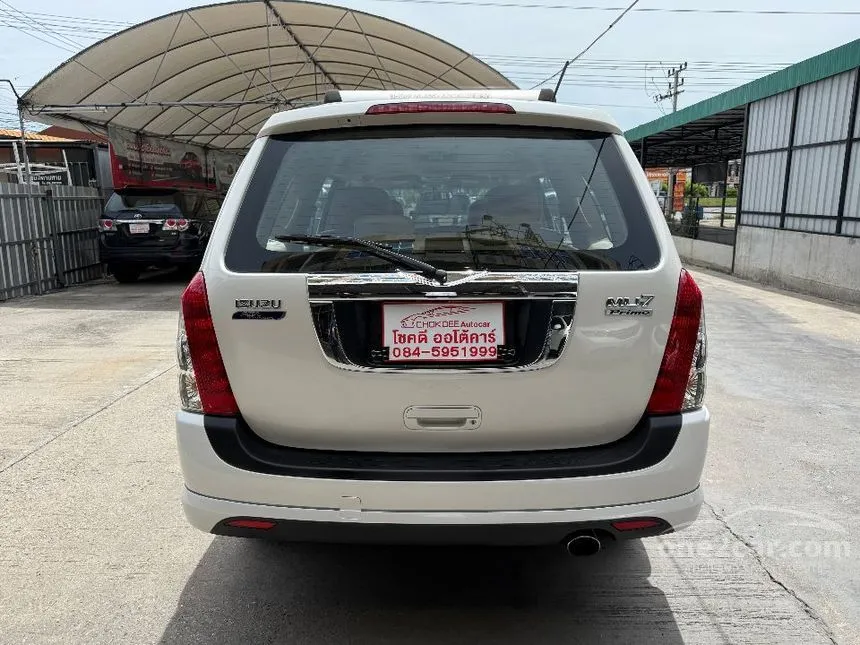 2011 Isuzu MU-7 Primo SUV