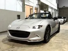2023 Mazda MX-5 Roadster RS Soft top (M) Quartz Platinum Miata