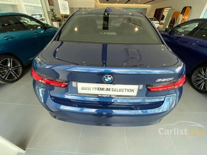 2022 BMW 320i Sport Sedan