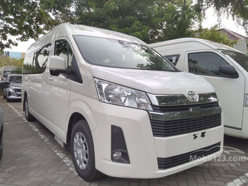 harga toyota hiace 2020