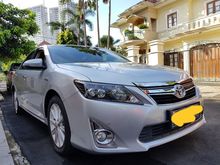 Jual toyota camry hybrid terawat