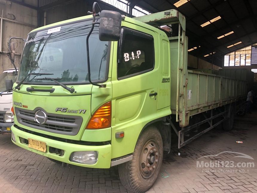 Jual Mobil Hino Ranger 2013 FG 7.7 Manual 7.7 di Jawa