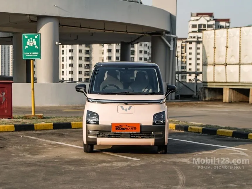 2023 Wuling Air EV Long Range Hatchback