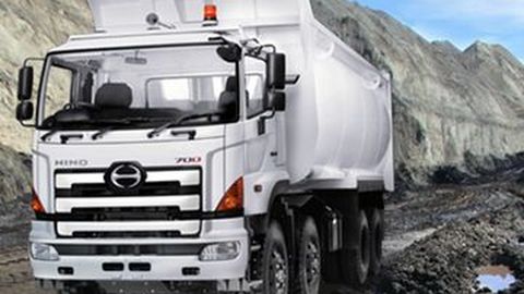 Hino 700 Series Profia SS1E, Tractor Head Bertenaga dan Daya Angkut Besar