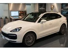 2022 Porsche Cayenne 4.0 Turbo GT Coupe CAYENNE TURBO COUPE PDLS+ Matrix