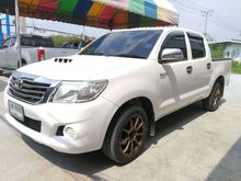 2014 Toyota Hilux Vigo 2.5 CHAMP DOUBLE CAB (ปี 11-15) E Pickup MT