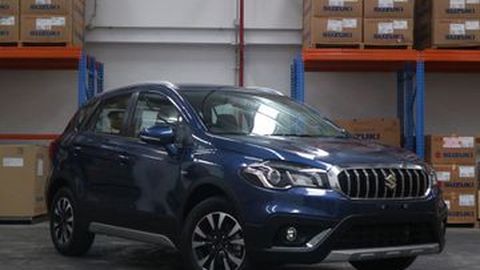 New Suzuki SX4 S-Cross, Mobilnya Para Petualang
