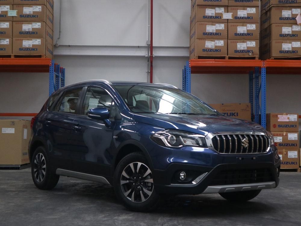 New Suzuki SX4 S-Cross, Mobilnya Para Petualang