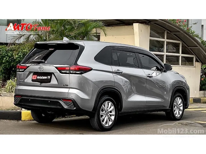2023 Toyota Kijang Innova Zenix V (Non Premium Color) MPV