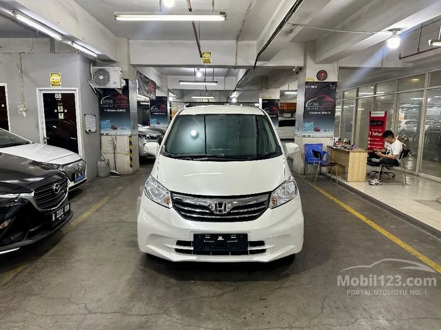 2013 Honda Freed S MPV