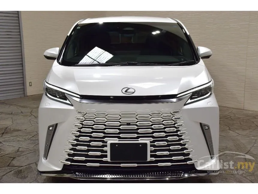 2024 Lexus LM 500h 4 Seater MPV