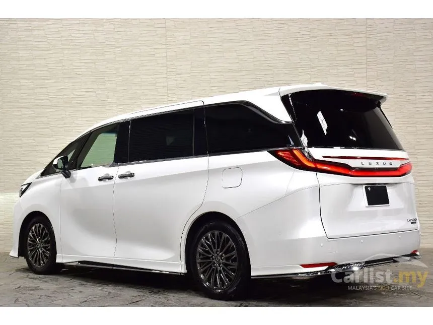 2024 Lexus LM 500h 4 Seater MPV
