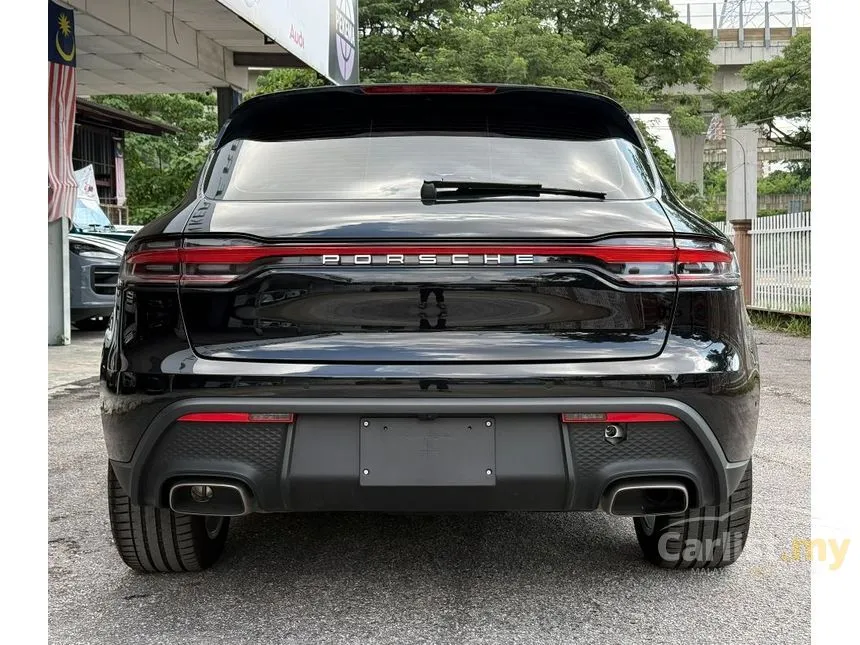 2024 Porsche Macan SUV