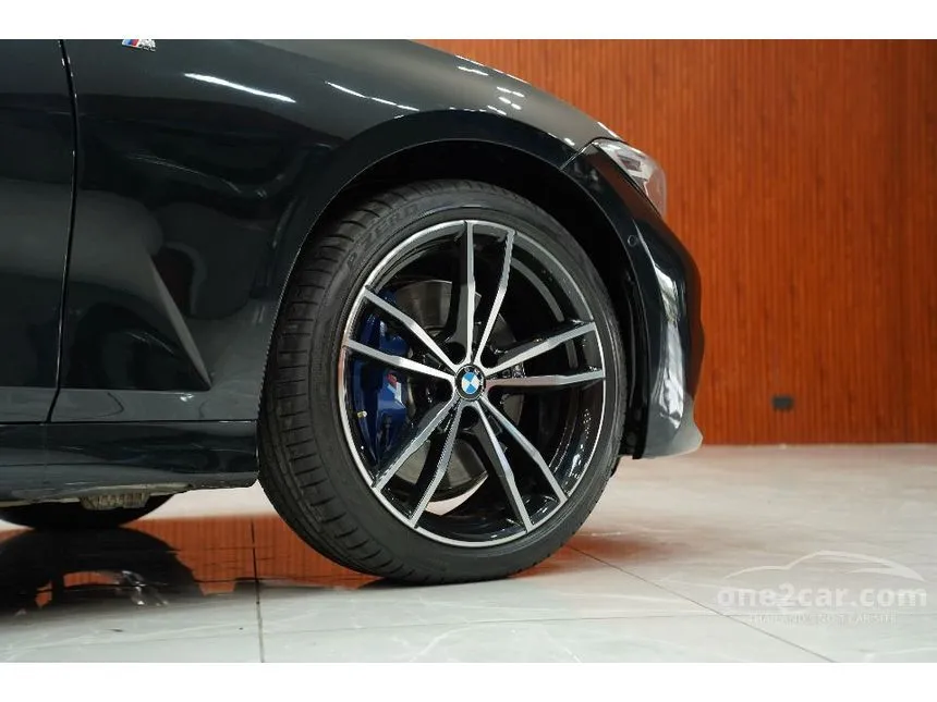 2020 BMW 330e M Sport Sedan
