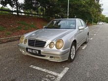 2002 Mercedes-Benz E240 2.6 Avantgarde Sedan