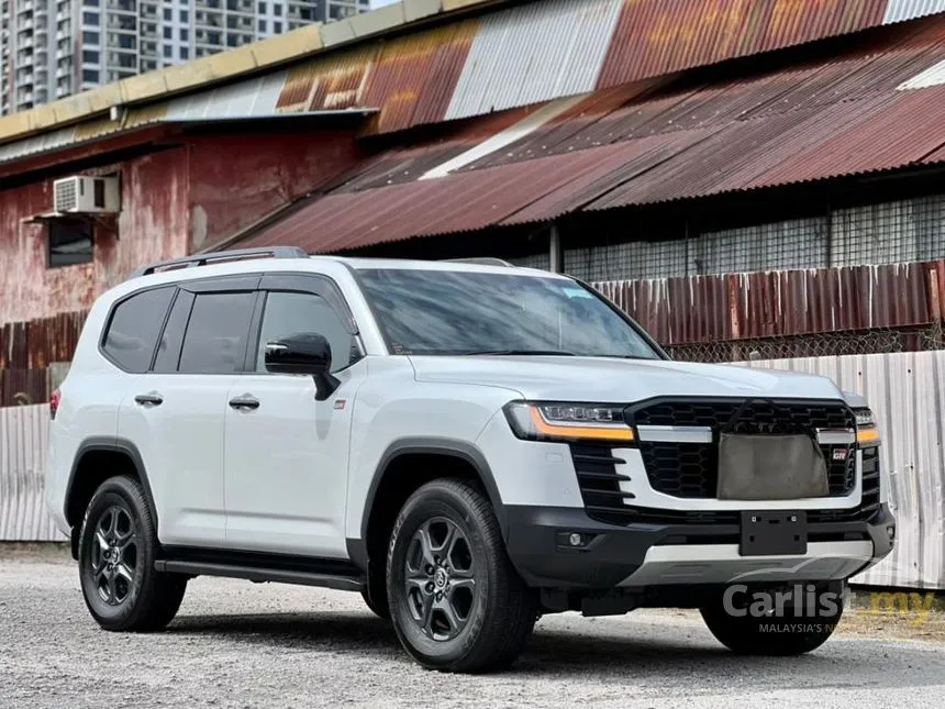 2023 Toyota Land Cruiser J300 GR Sport SUV