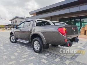 2012 Mitsubishi Triton 2.5 Dual Cab 4X4 Pickup
