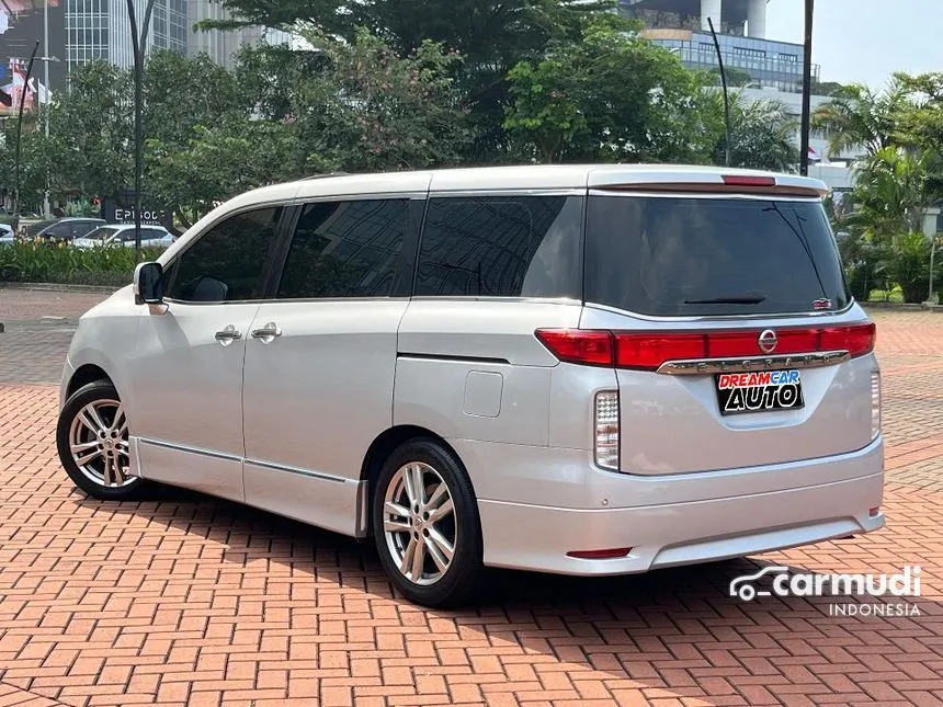 2013 Nissan Elgrand Highway Star MPV