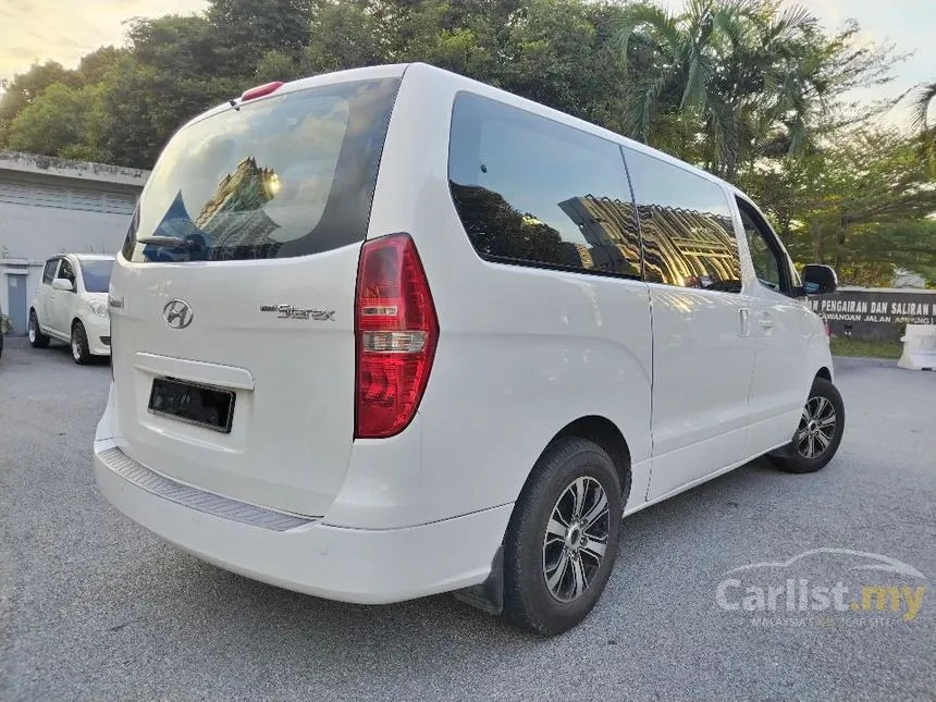 2018 Hyundai Grand Starex Royale MPV