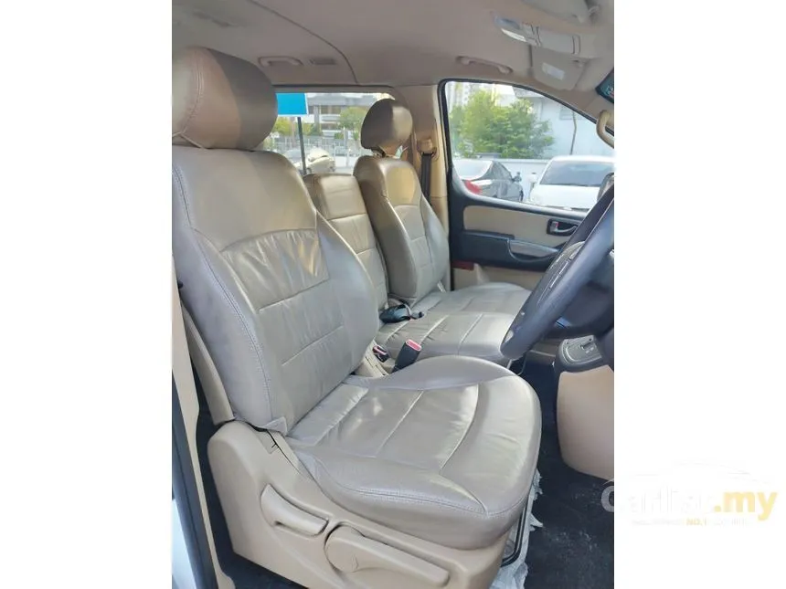 2018 Hyundai Grand Starex Royale MPV