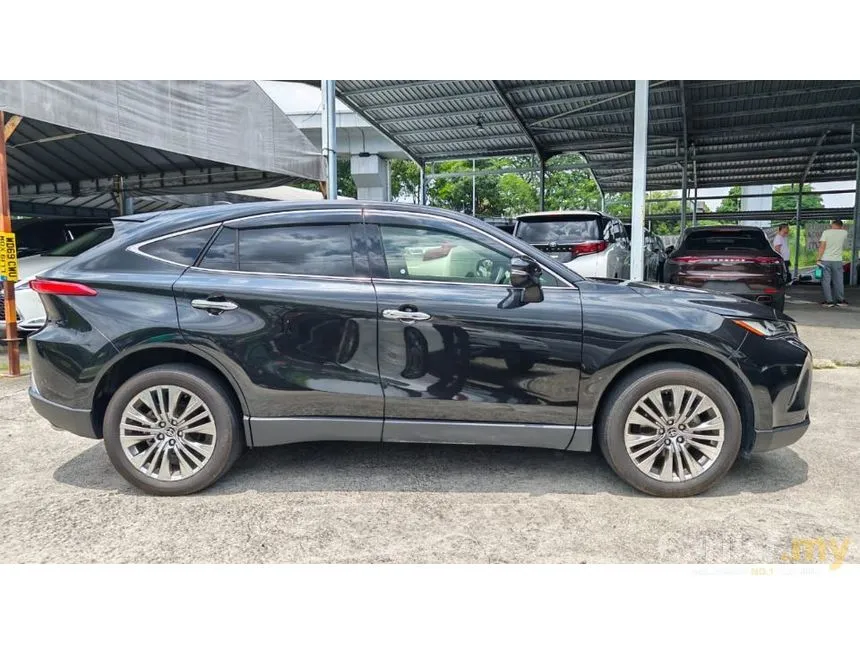 2022 Toyota Harrier Z SUV