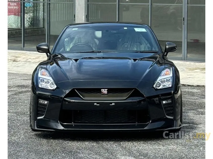 2021 Nissan GT-R Coupe