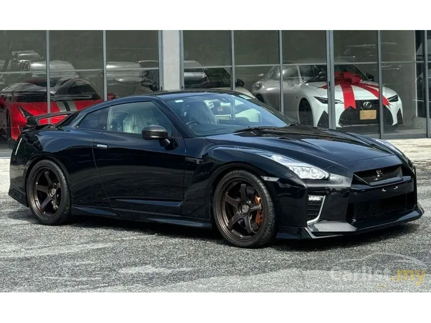 2021 Nissan GT-R Coupe