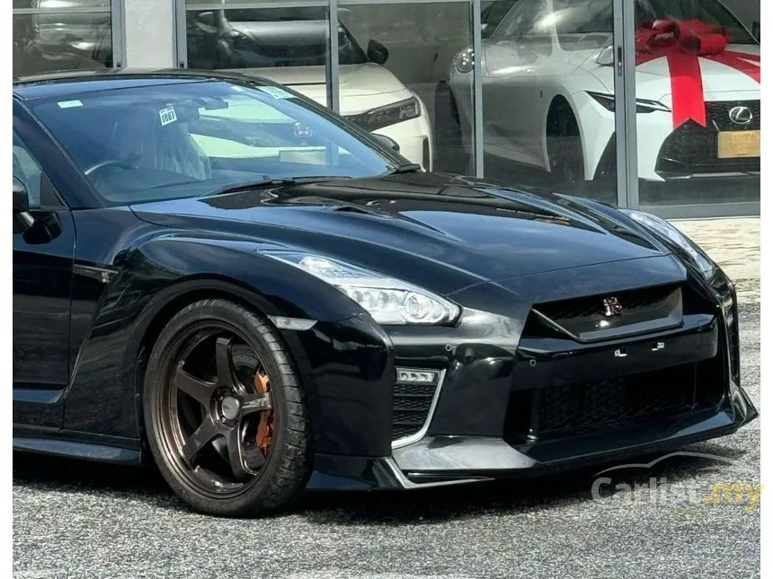 2021 Nissan GT-R Coupe