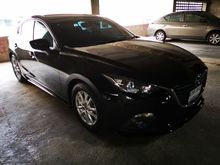 2015 Mazda 3 2.0 (ปี 14-17) C Sports Hatchback AT
