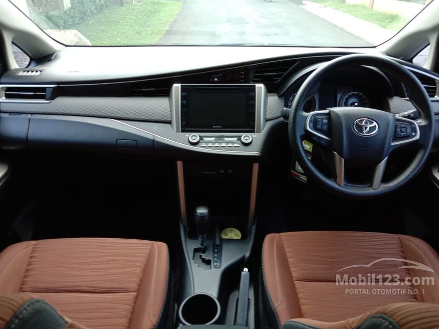 Jual Mobil  Toyota Kijang Innova  2021 V 2 0 di Jawa  Tengah  