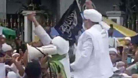 Rizieq Shihab Naik Pajero Sport B 1 FPI, Ini Biaya Pesan Pelat Nomor Cantik