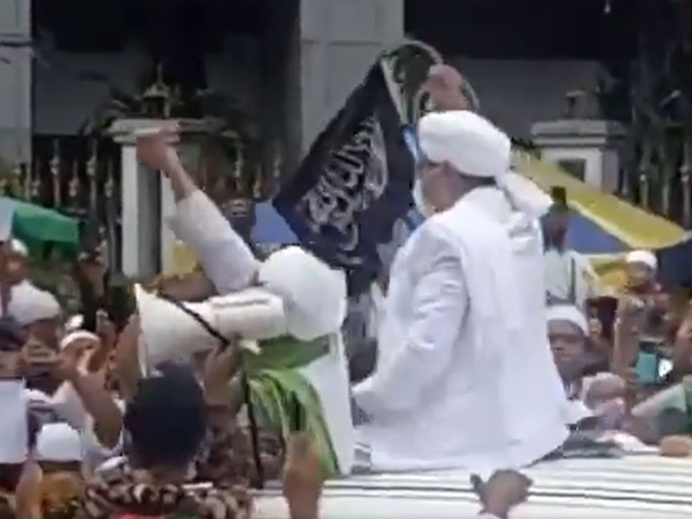 Rizieq Shihab Naik Pajero Sport B 1 FPI, Ini Biaya Pesan Pelat Nomor Cantik