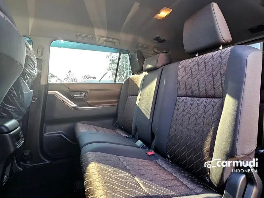 2025 Toyota Kijang Innova Zenix G HV (Non Premium Color) MPV