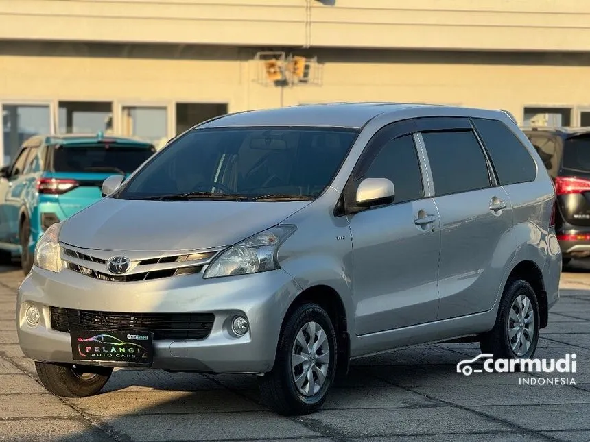 2012 Toyota Avanza E MPV