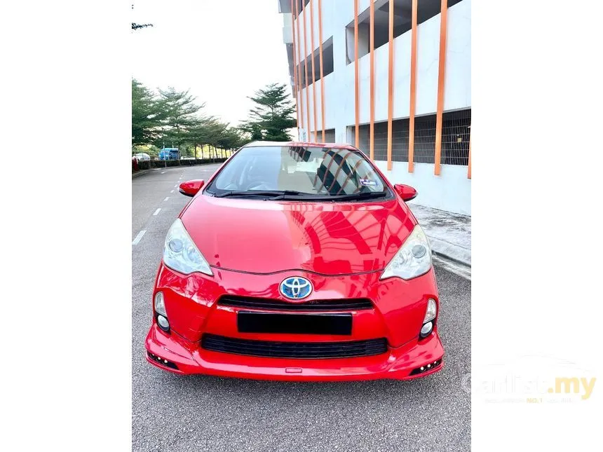 2013 Toyota Prius C Hybrid Hatchback