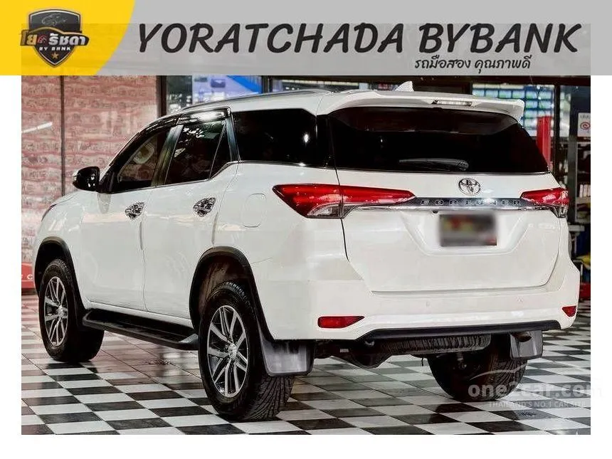 2017 Toyota FORTUNER V SUV