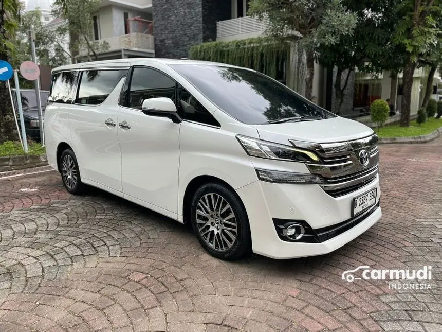 Jual Mobil Toyota Vellfire 2017 G 2.5 di Yogyakarta Automatic MPV Putih Rp 645.000.000