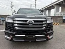 2025 Toyota Land Cruiser 3.4 J300 ZX (Incoming Stock)